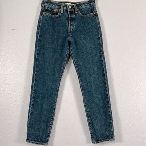 Levi’s premium Wedgie high rise, icon, ankle button up jeans, size 27